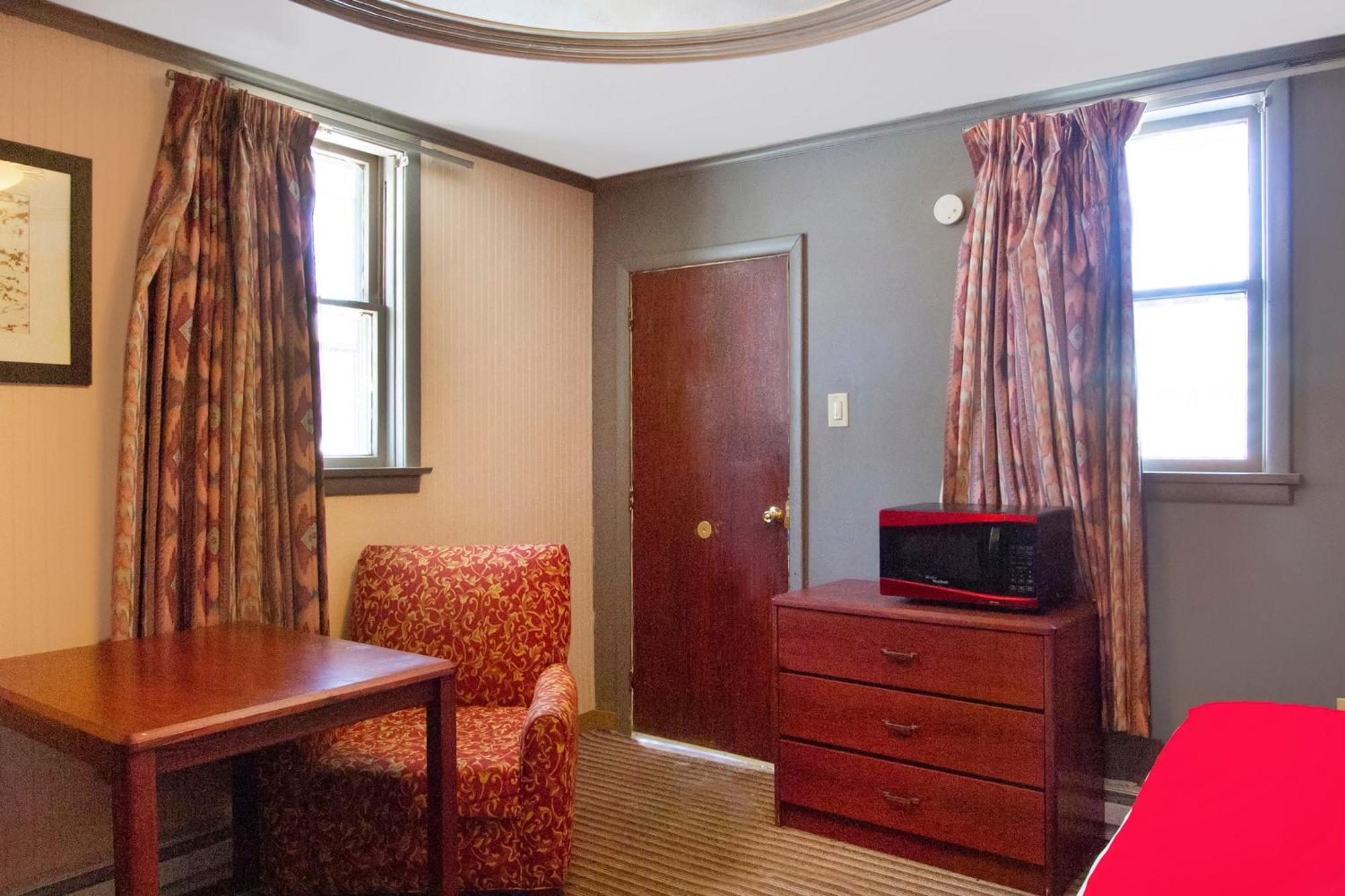 OYO Hotel Wilkes-Barre East Eksteriør bilde
